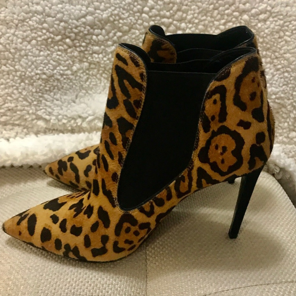 Ralph Lauren Leopard Print heeled boot